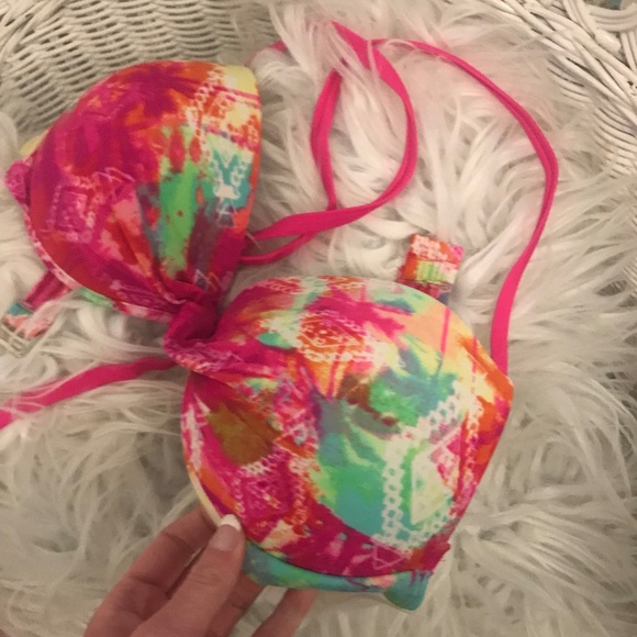 Push up bikini - Picture 2 of 4